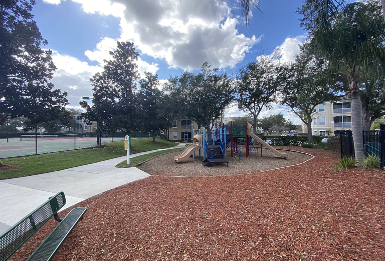 Fabulous, Disney, clubhouse with pool, tennis court and more