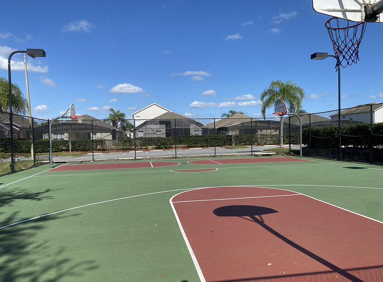 Fabulous, Disney, clubhouse with pool, tennis court and more