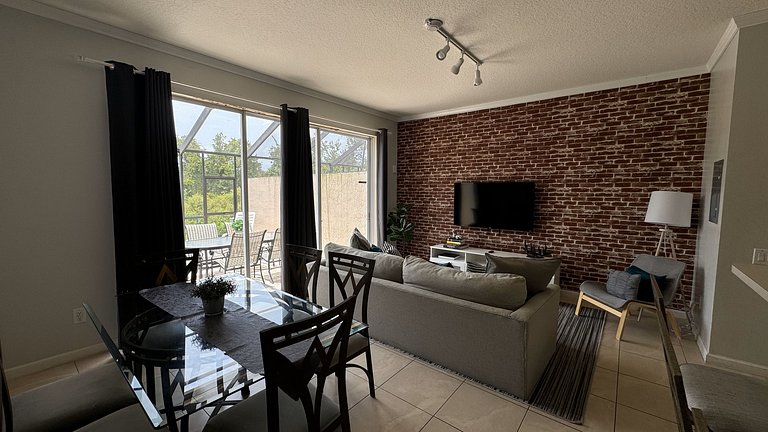 Fabulous, Disney, clubhouse with pool, tennis court and more