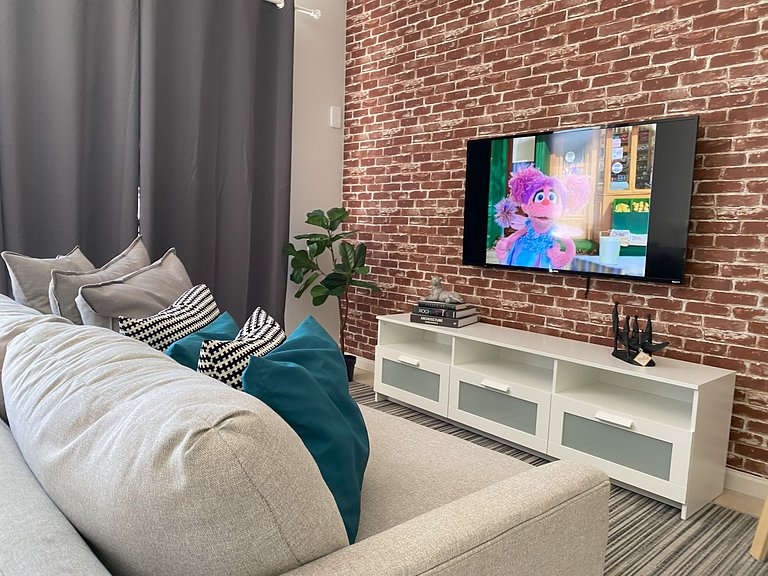 Fabulous, Disney, clubhouse with pool, tennis court and more